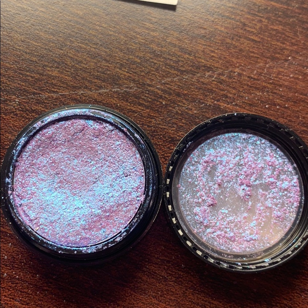 ISH shimmy eyeshadow